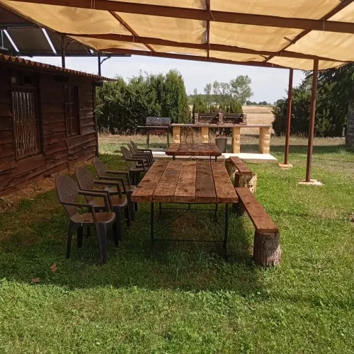 Alojamiento con piscina en finca de verano en Palencia